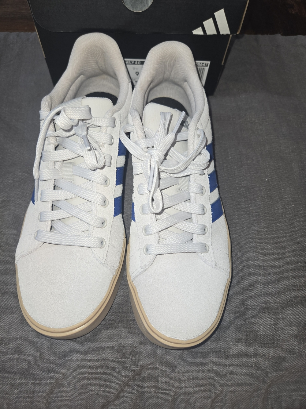 Adidas Suede White Sneakers with Blue Stripes and Gum Sole Unisex Size M8 W10 - Picture 4 of 9